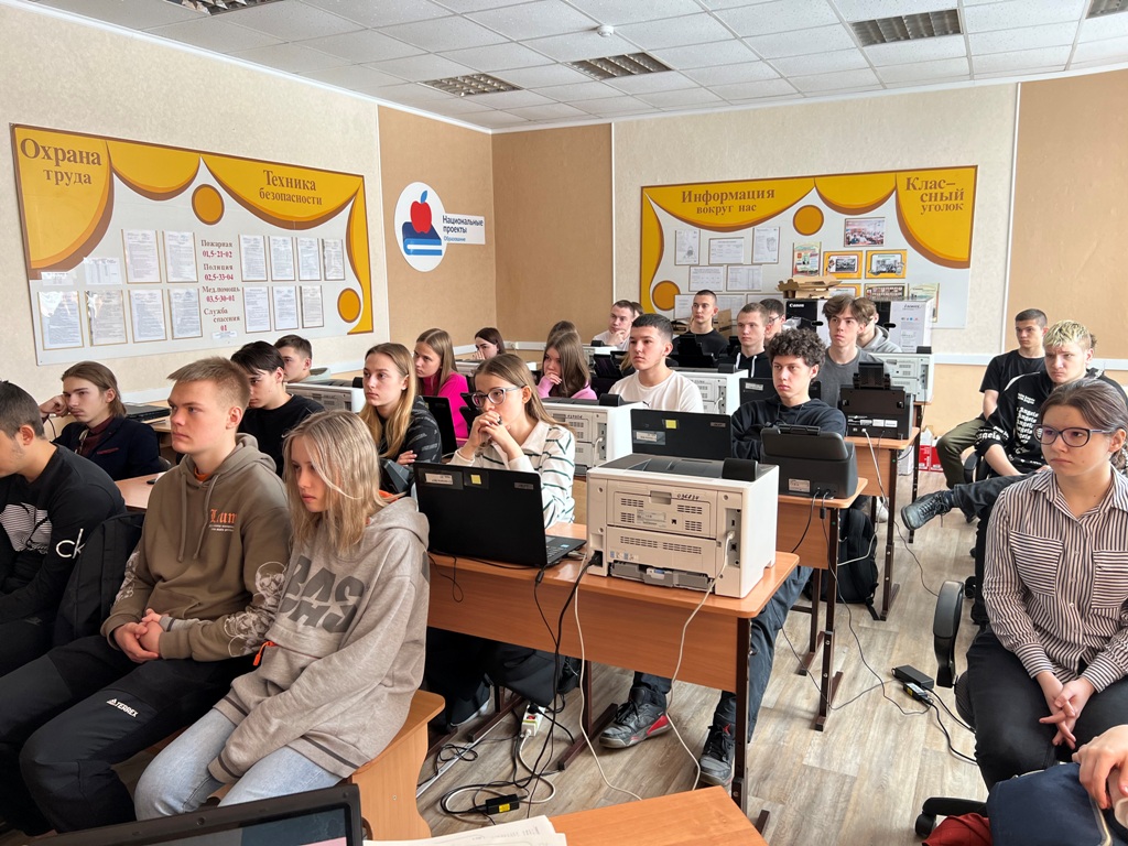 Страницы истории по "Пушкинской карте"