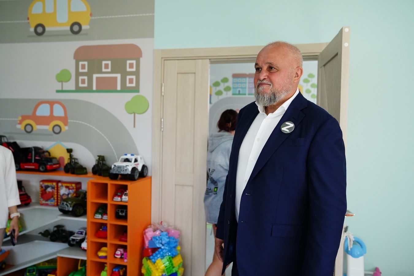 Сергей Цивилев проверил готовность к открытию нового детского сада в Юрге