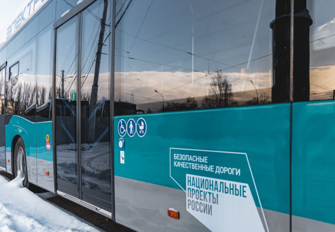 Благодаря нацпроекту с начала года в российские регионы поступило более 1,8 тыс. единиц нового общественного транспорта