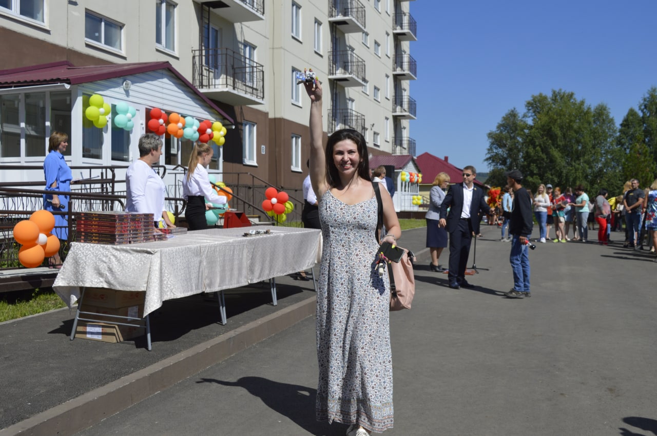 В КуZбассе еще 108 семей из льготных категорий граждан получили жилье