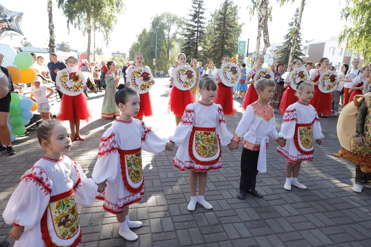 Кузбассовцы отметили День шахтера спортивными соревнованиями и творческими фестивалями